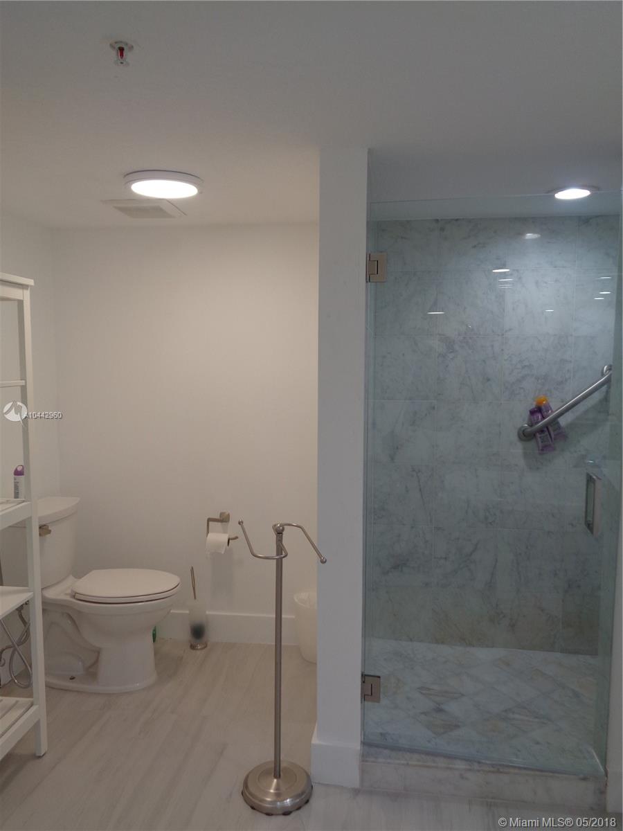 FLORIDA OCEAN CLUB CONDO - Residential Lease