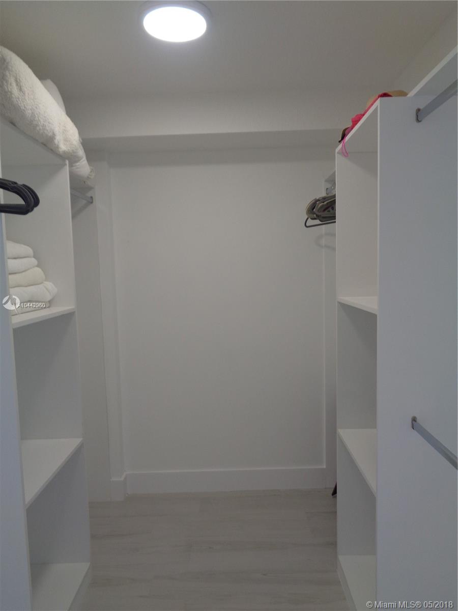 FLORIDA OCEAN CLUB CONDO - Residential Lease