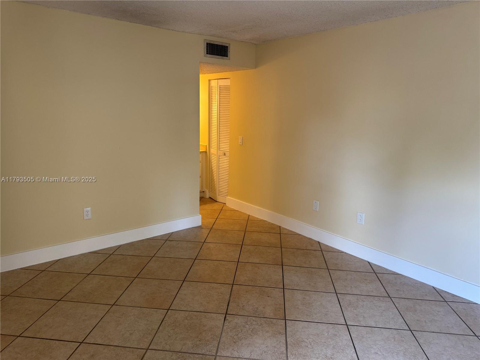 Rental Property at 9040 Sw 125th Ave D210, Miami, Broward County, Florida - Bedrooms: 2 
Bathrooms: 2  - $2,400 MO.