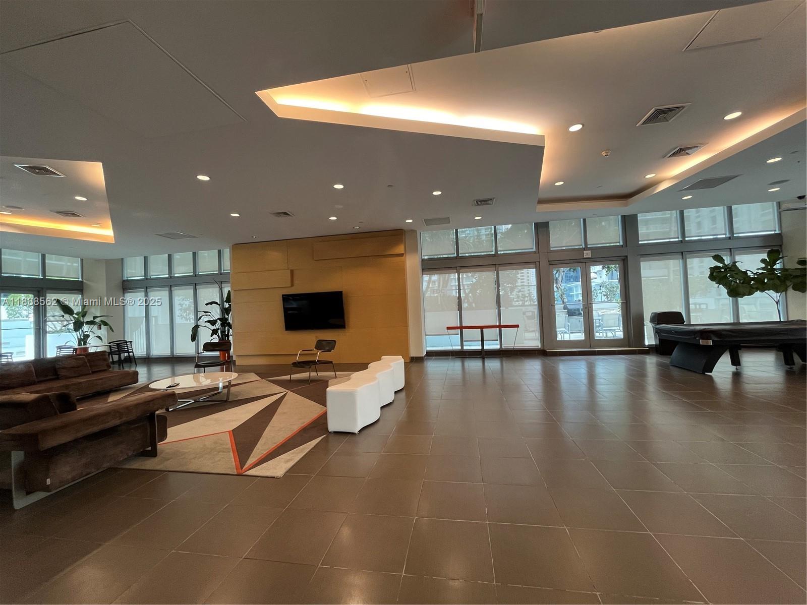 THE AXIS ON BRICKELL COND - Residential Lease