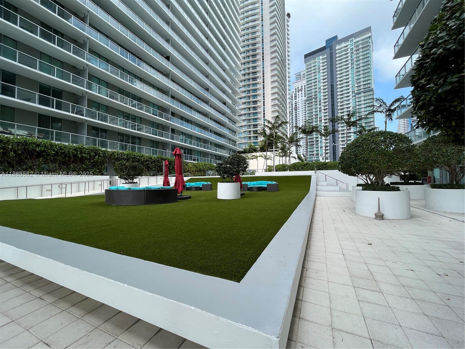 THE AXIS ON BRICKELL COND - Residential Lease
