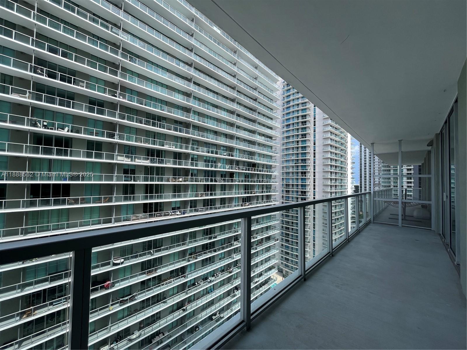 THE AXIS ON BRICKELL COND - Residential Lease