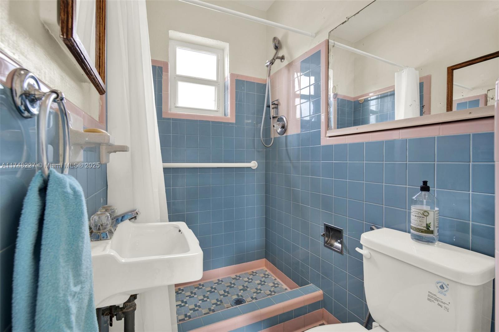 BILTMORE HEIGHTS RED RD A - Residential