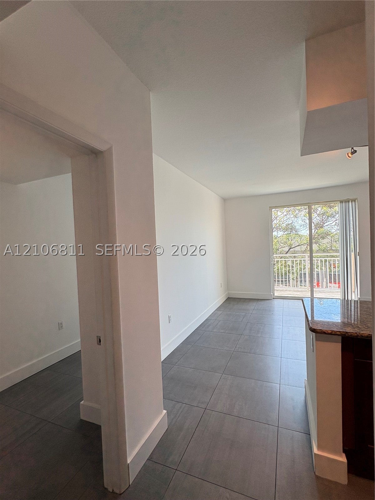 7275 SW 90thway Way 205, Miami FL 33156
