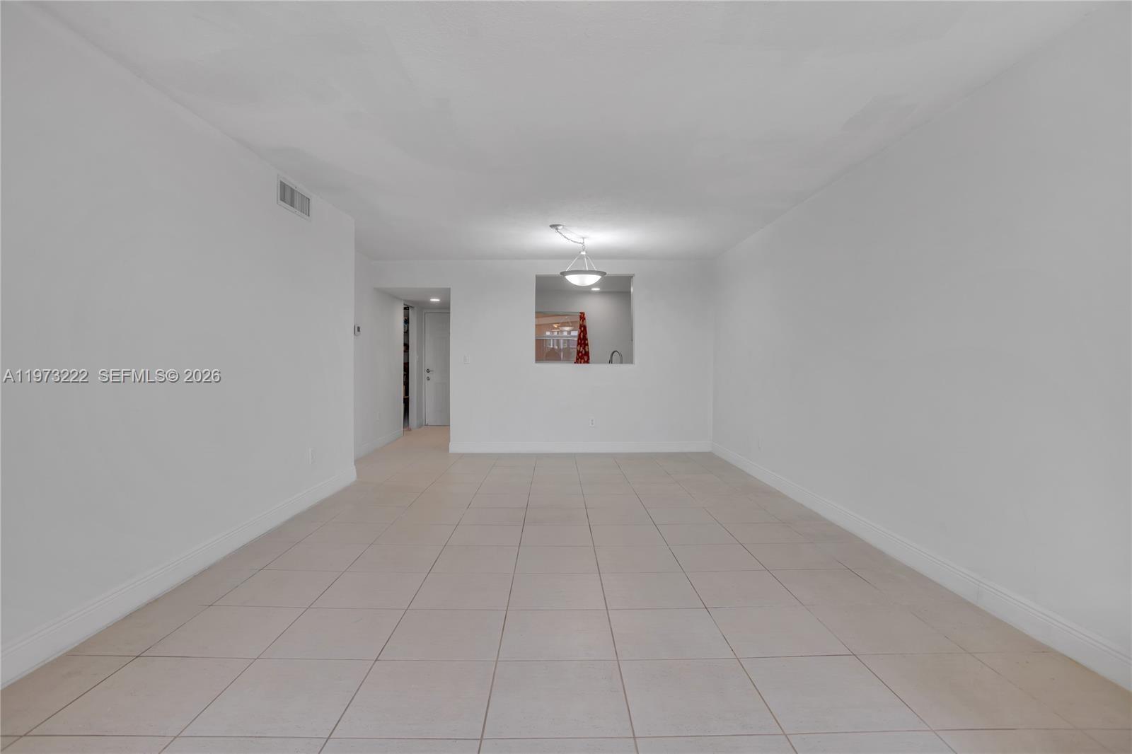 SOMERSET AT LAUDERDALE LA - Residential