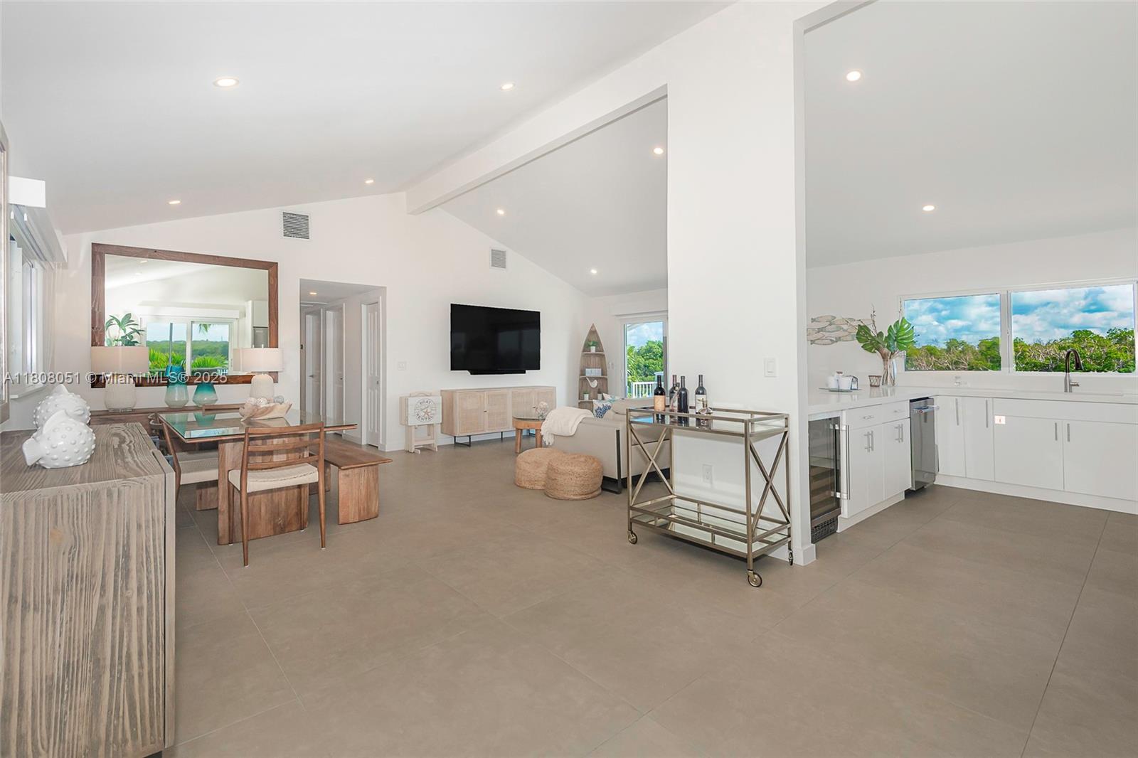 KAHIKI HARBOR - Residential Lease