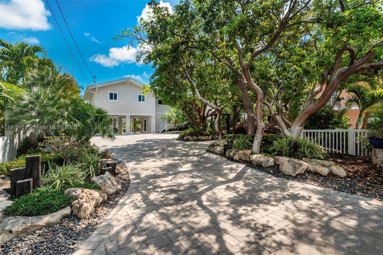 KAHIKI HARBOR - Residential Lease