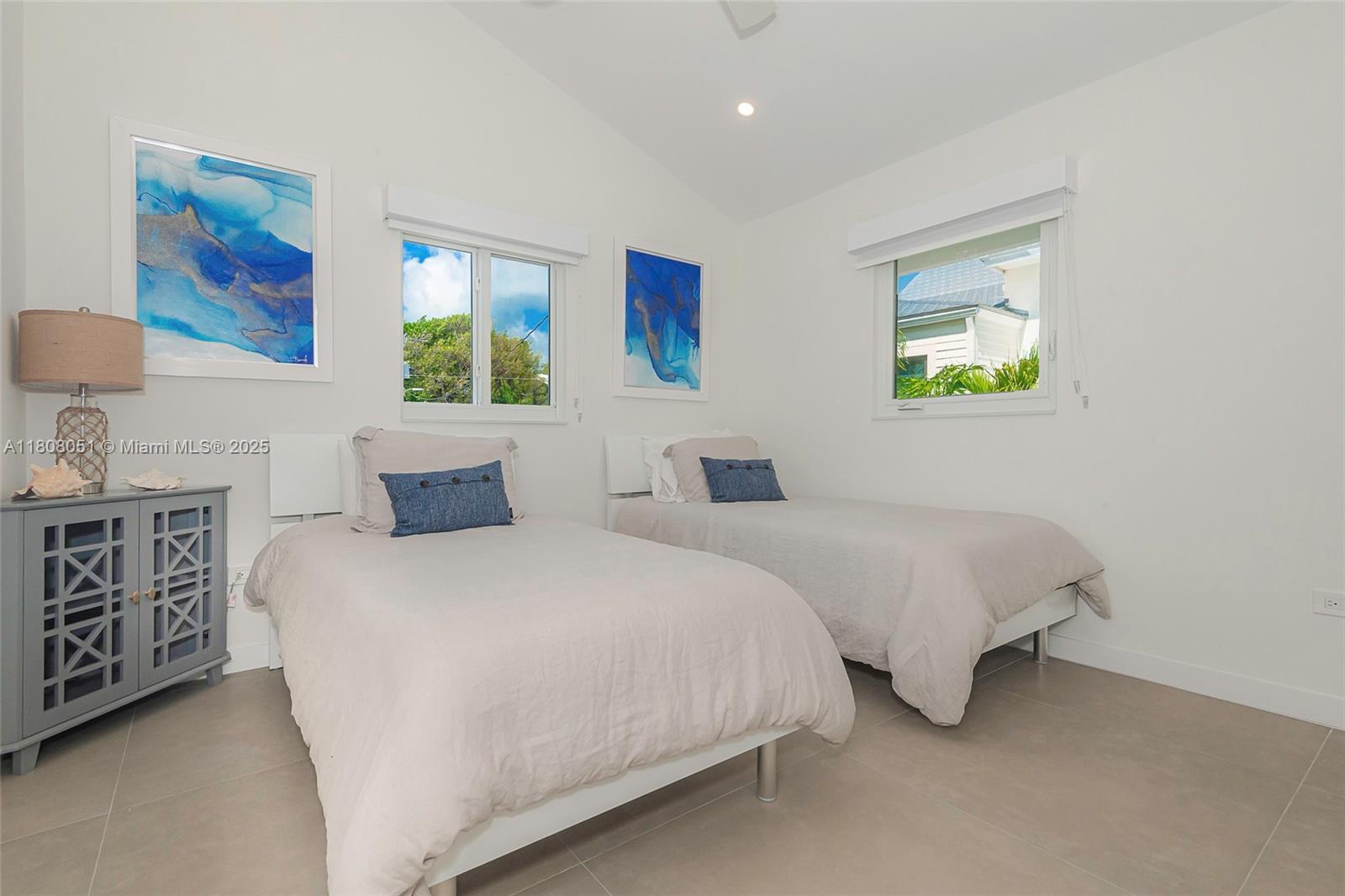 KAHIKI HARBOR - Residential Lease