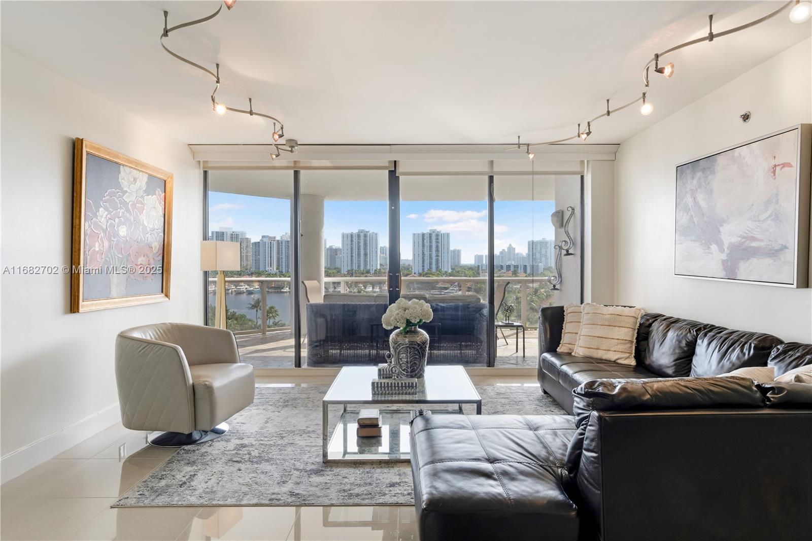 Property for Sale at 3600 Yacht Club Dr 803, Aventura, Miami-Dade County, Florida - Bedrooms: 3 
Bathrooms: 2  - $765,000