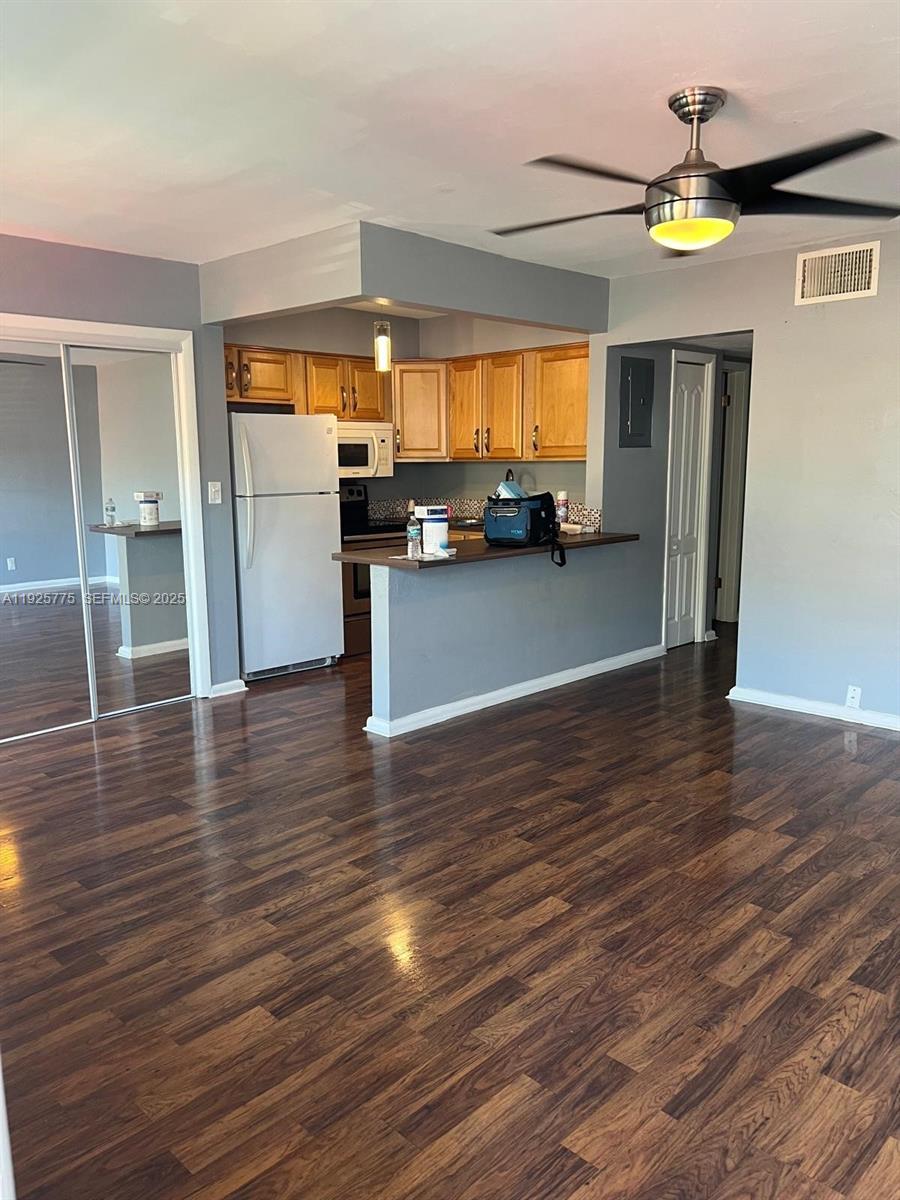 AZUL AT KIMBERLY LAKE CON - Residential Lease