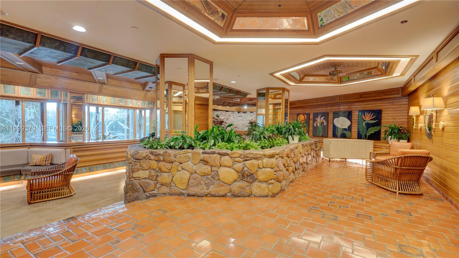 4000 Towerside Ter 908