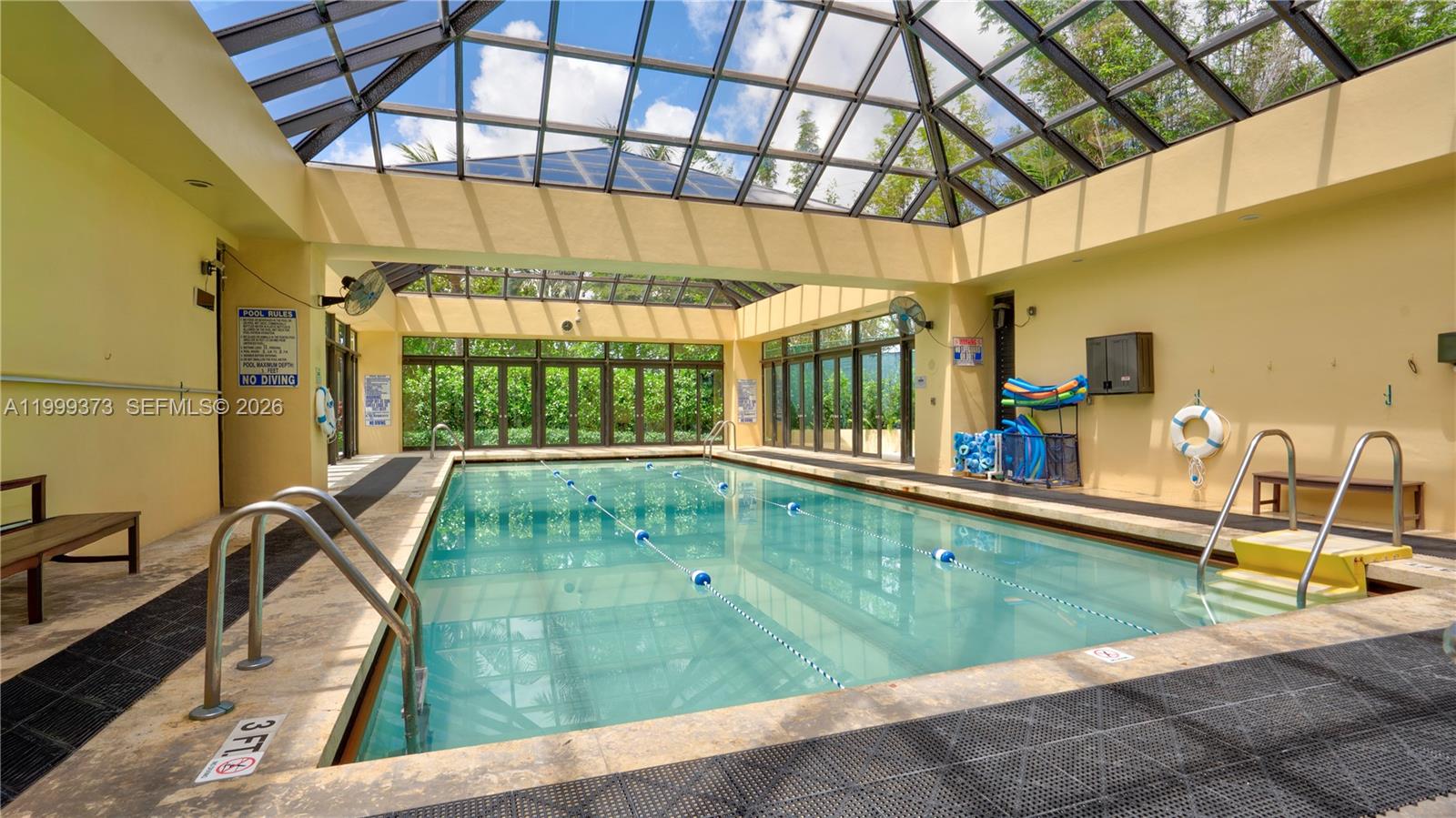 THE TOWERS OF QUAYSIDE CO - Residential