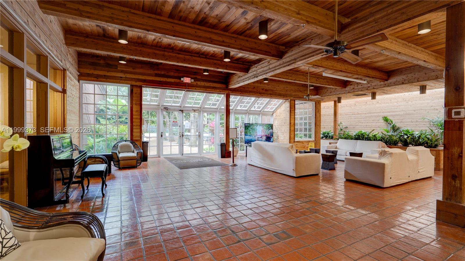 THE TOWERS OF QUAYSIDE CO - Residential