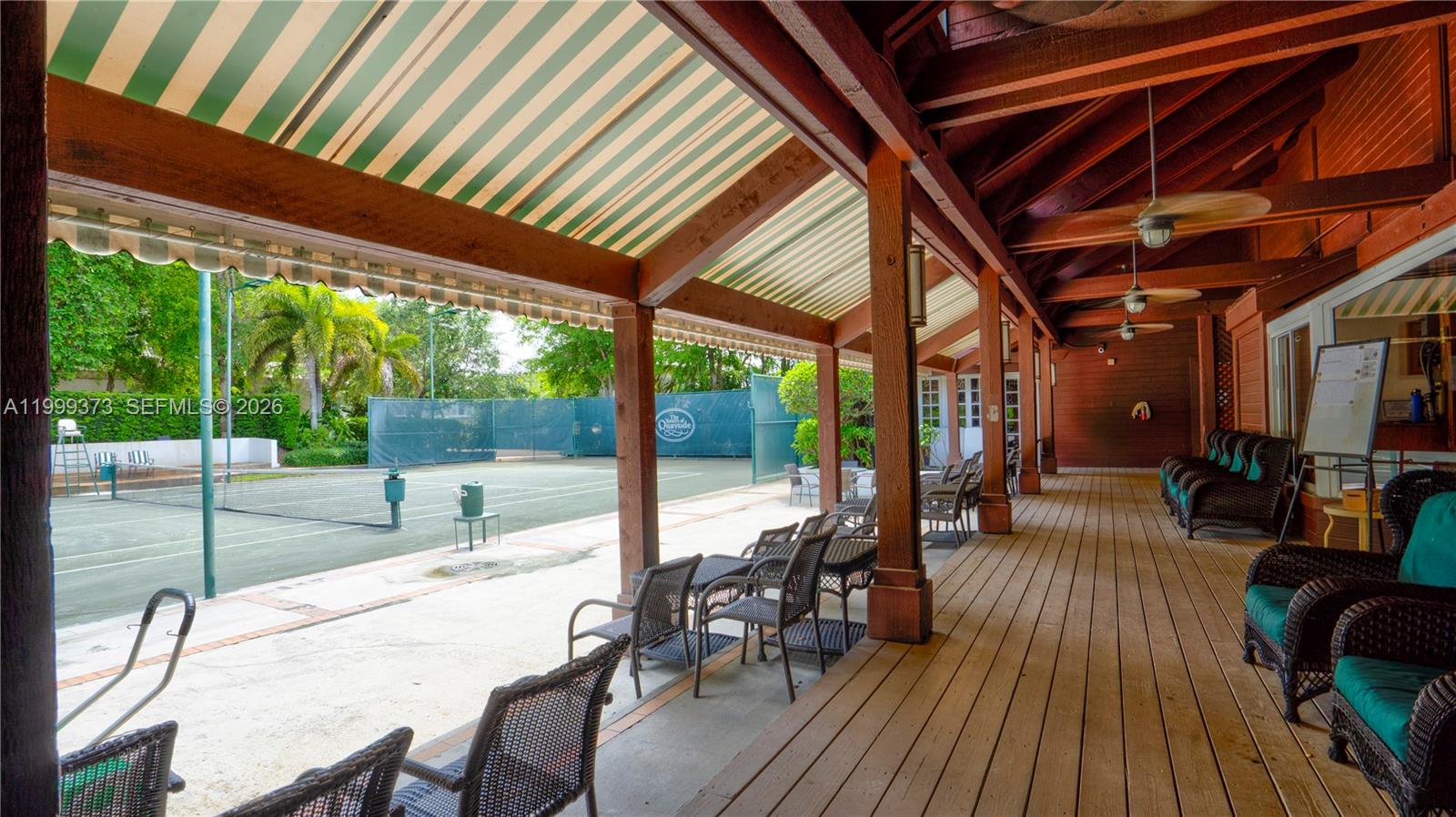 THE TOWERS OF QUAYSIDE CO - Residential