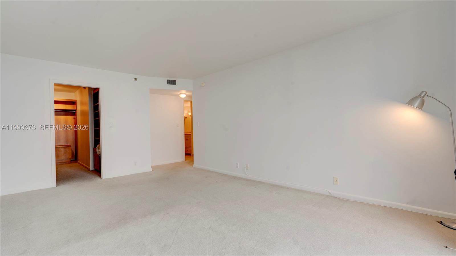 THE TOWERS OF QUAYSIDE CO - Residential