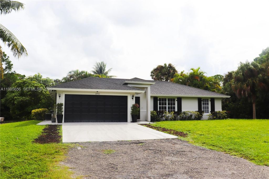 Photo of 16930 W Mead Hill Dr, Loxahatchee, FL 33470 (MLS # A11985656)