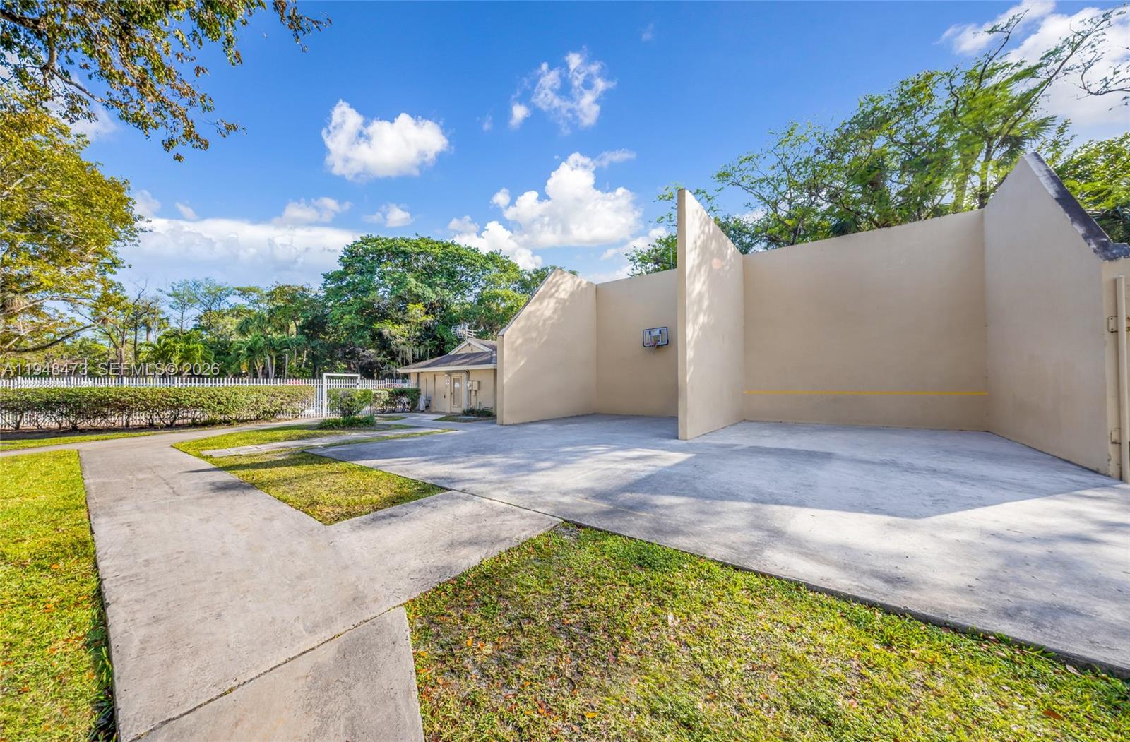 WATERS EDGE AT DEERFIELD - Residential