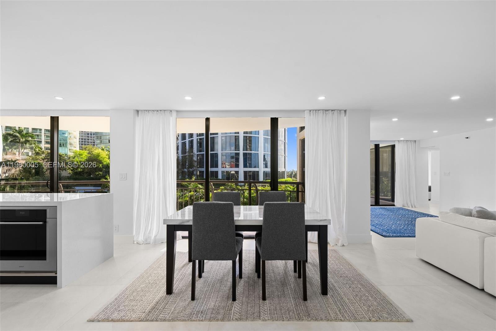 GROVE TOWERS CONDO - Residential