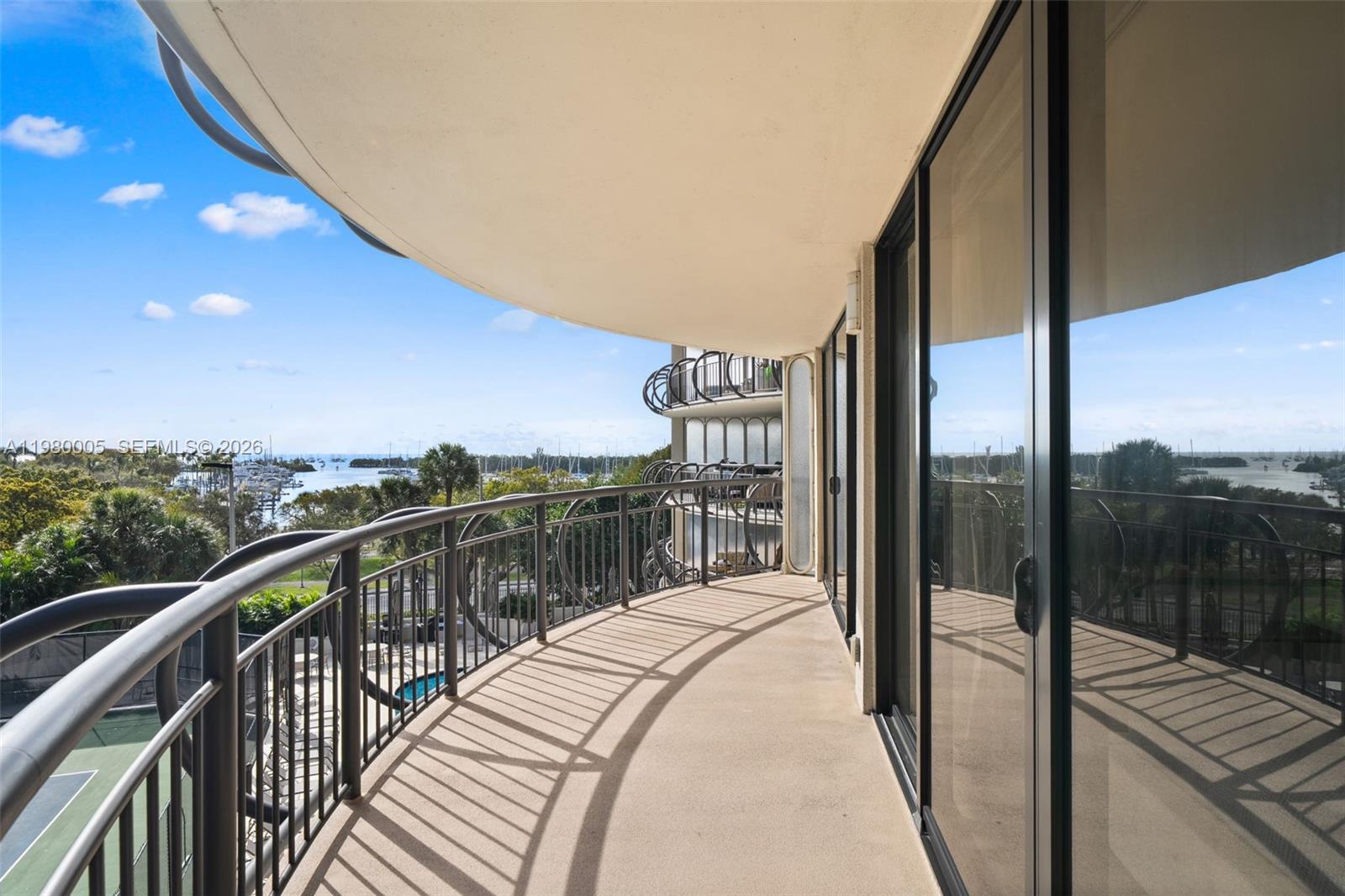 GROVE TOWERS CONDO - Residential