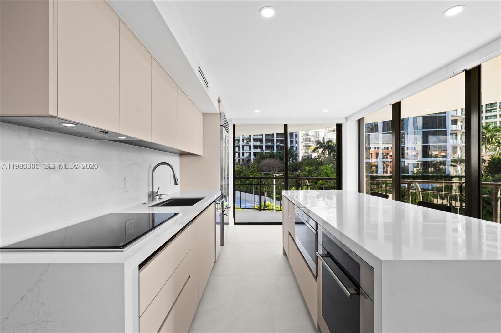 GROVE TOWERS CONDO - Residential