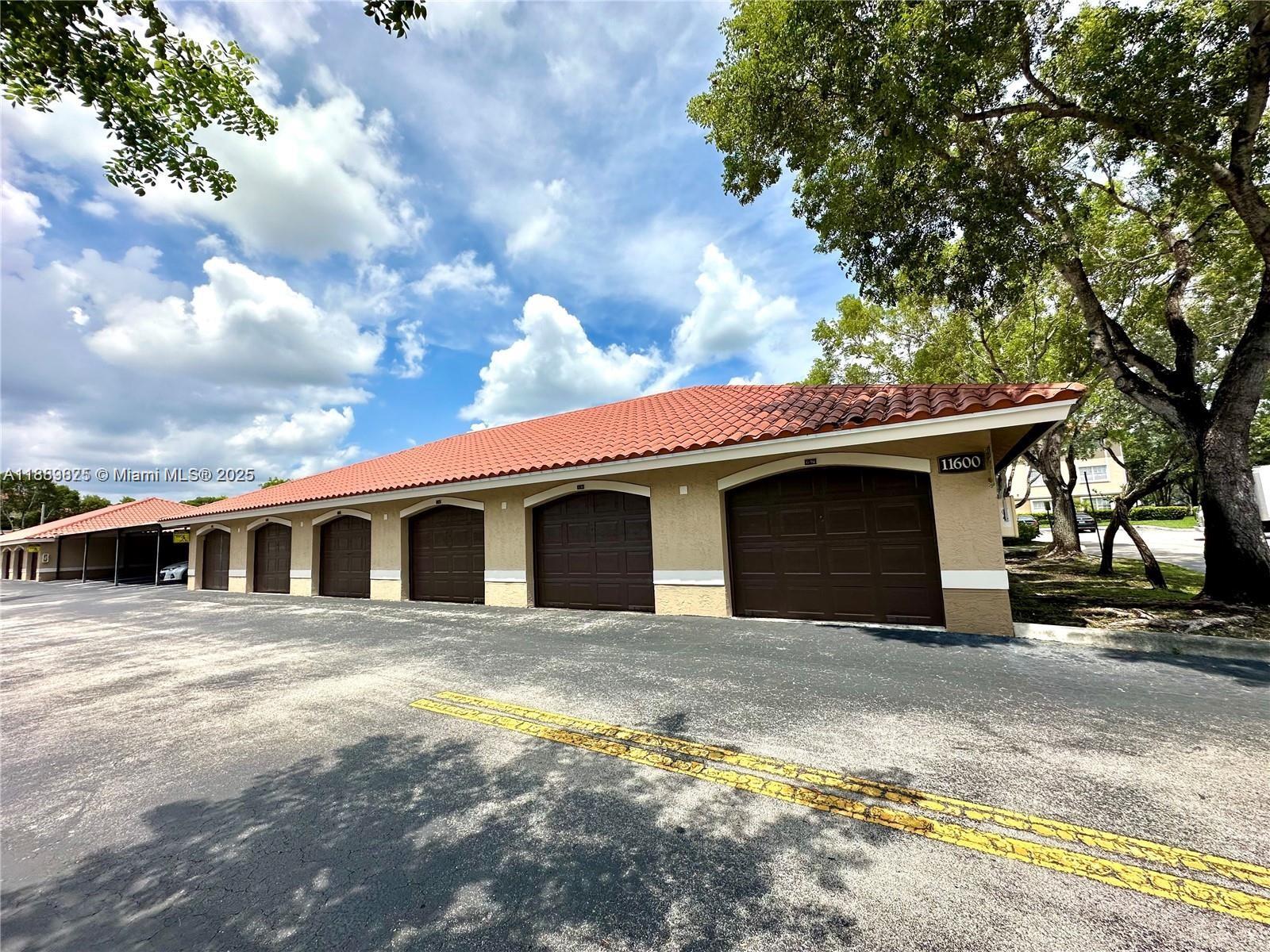 MARQUESA CONDO - Residential Lease
