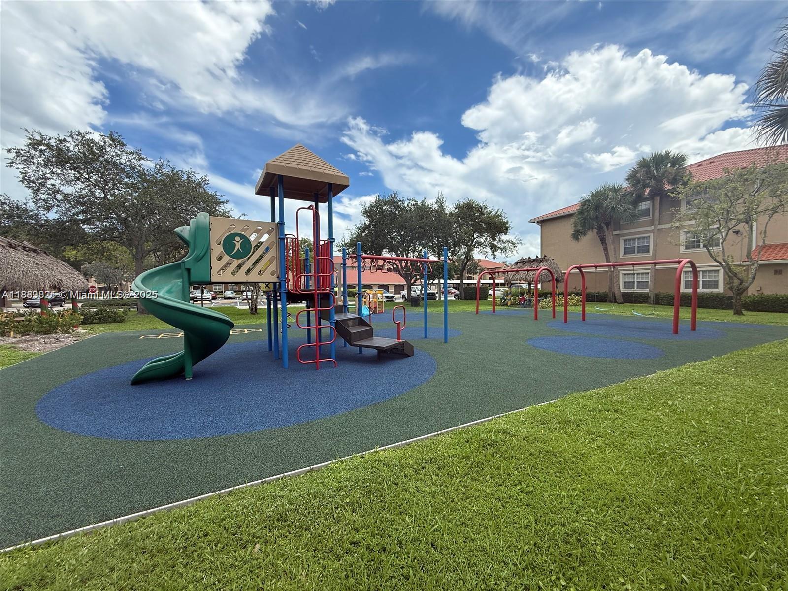 MARQUESA CONDO - Residential Lease