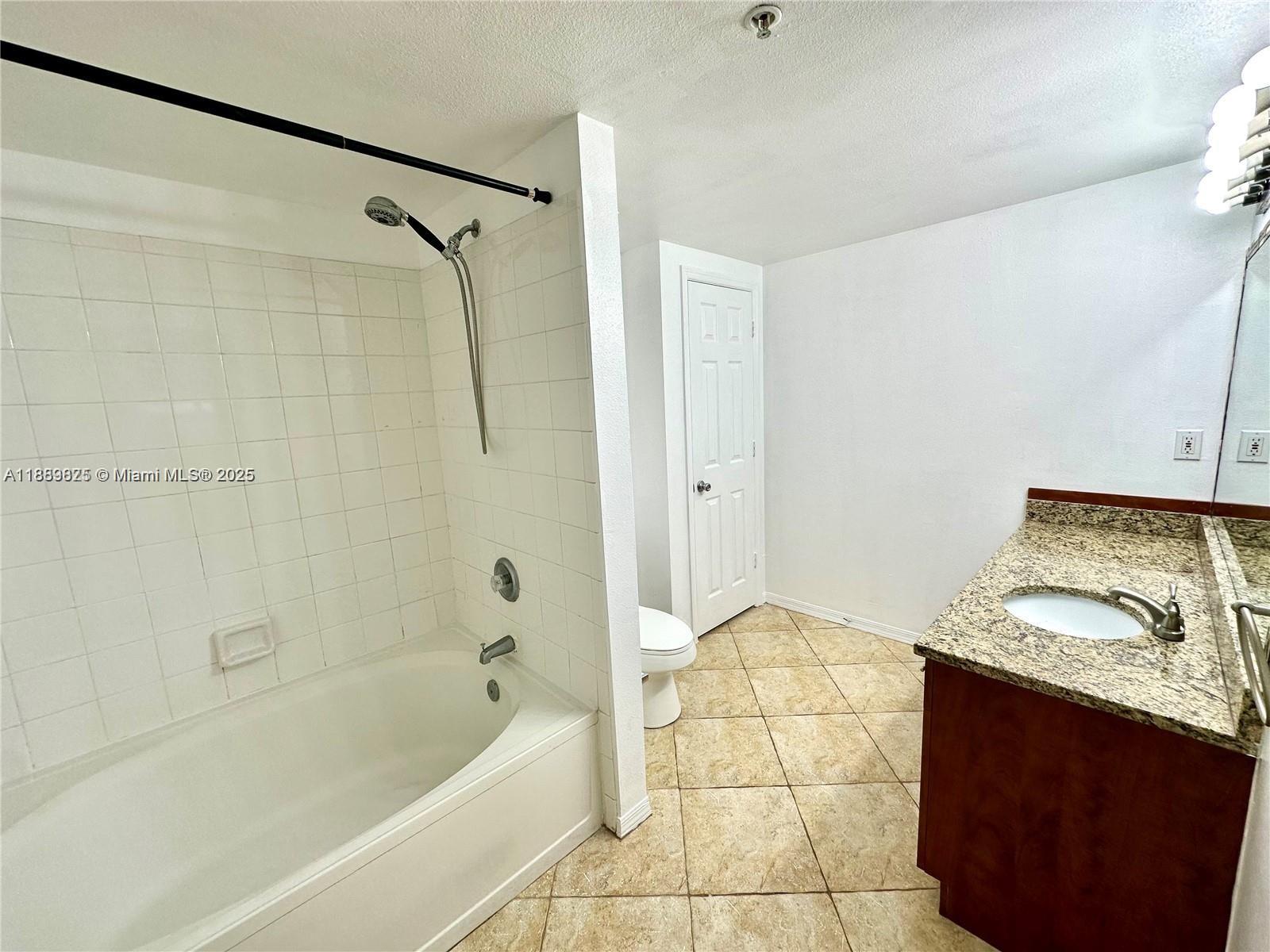 MARQUESA CONDO - Residential Lease