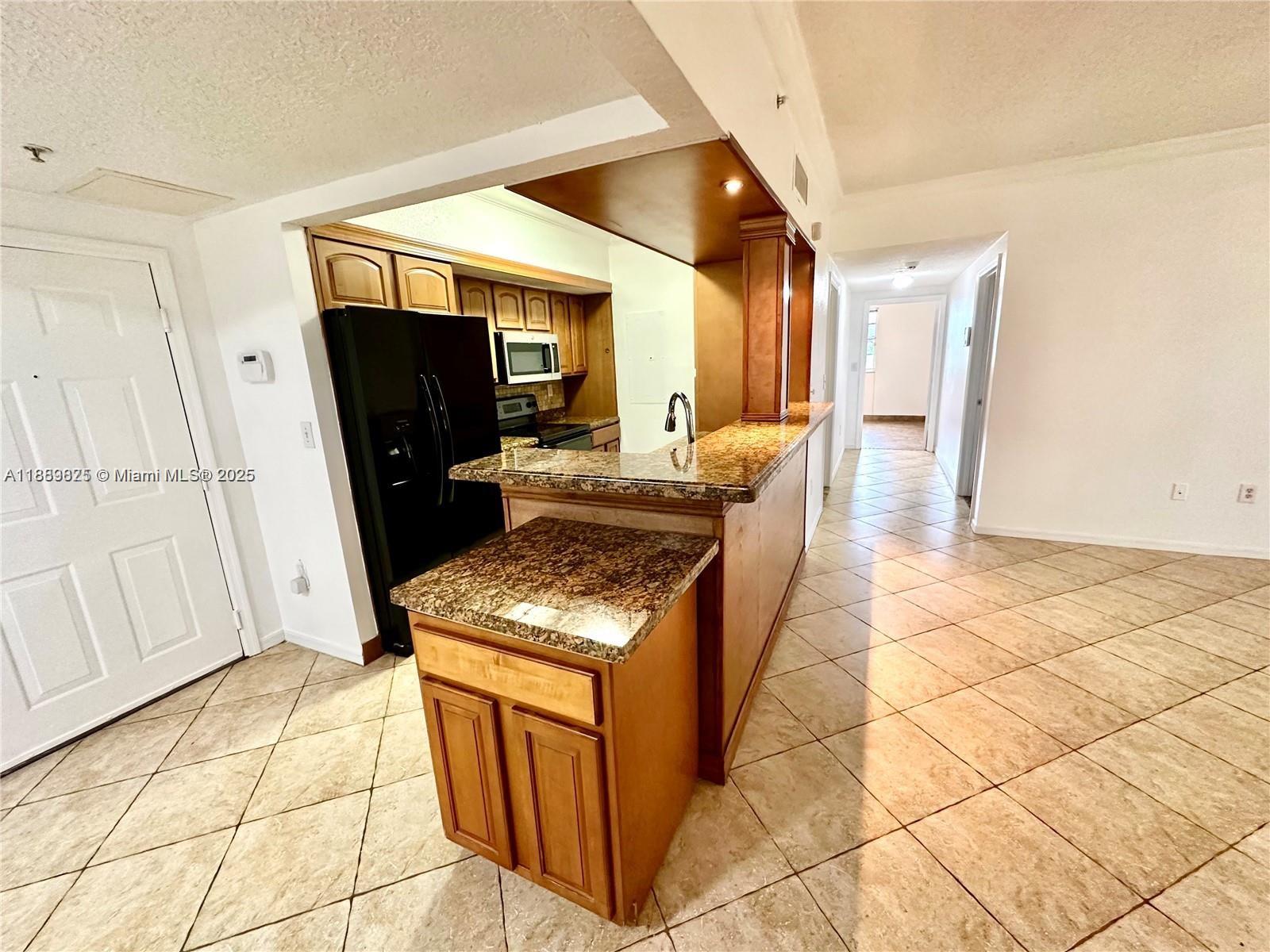 MARQUESA CONDO - Residential Lease
