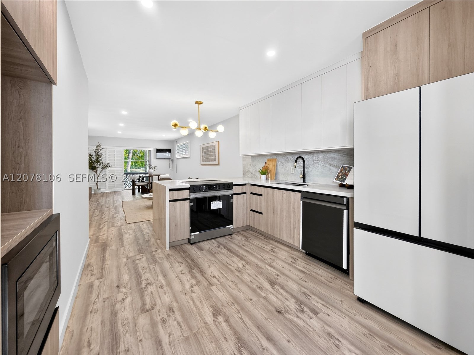 6580 Santona St 16