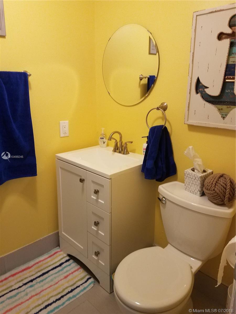 THE TWINS - Residential