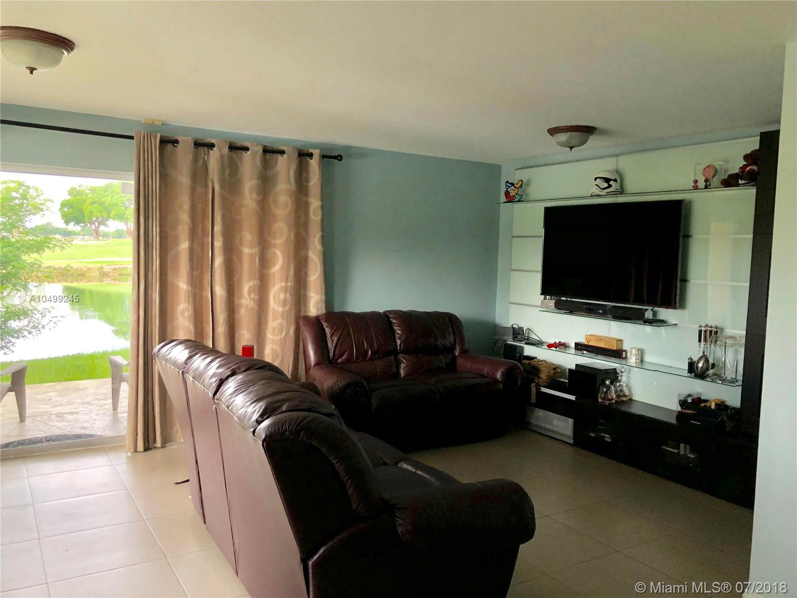 THE TWINS - Residential