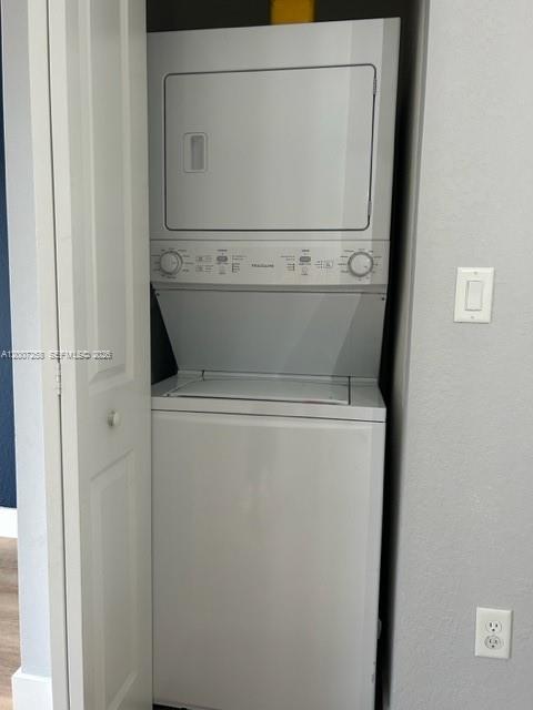 COCO PALM VILLAS - Residential