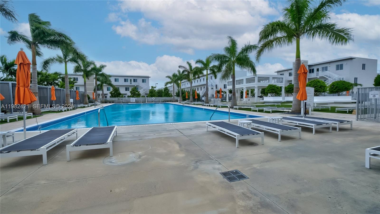 LANDMARK AT DORAL - Residential Lease