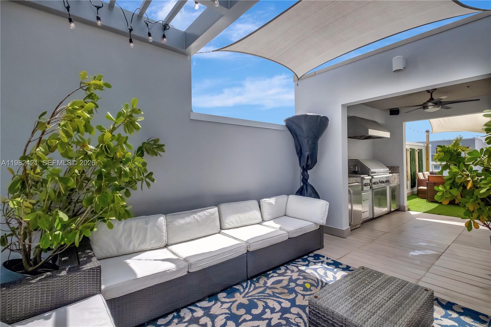 LANDMARK AT DORAL - Residential Lease