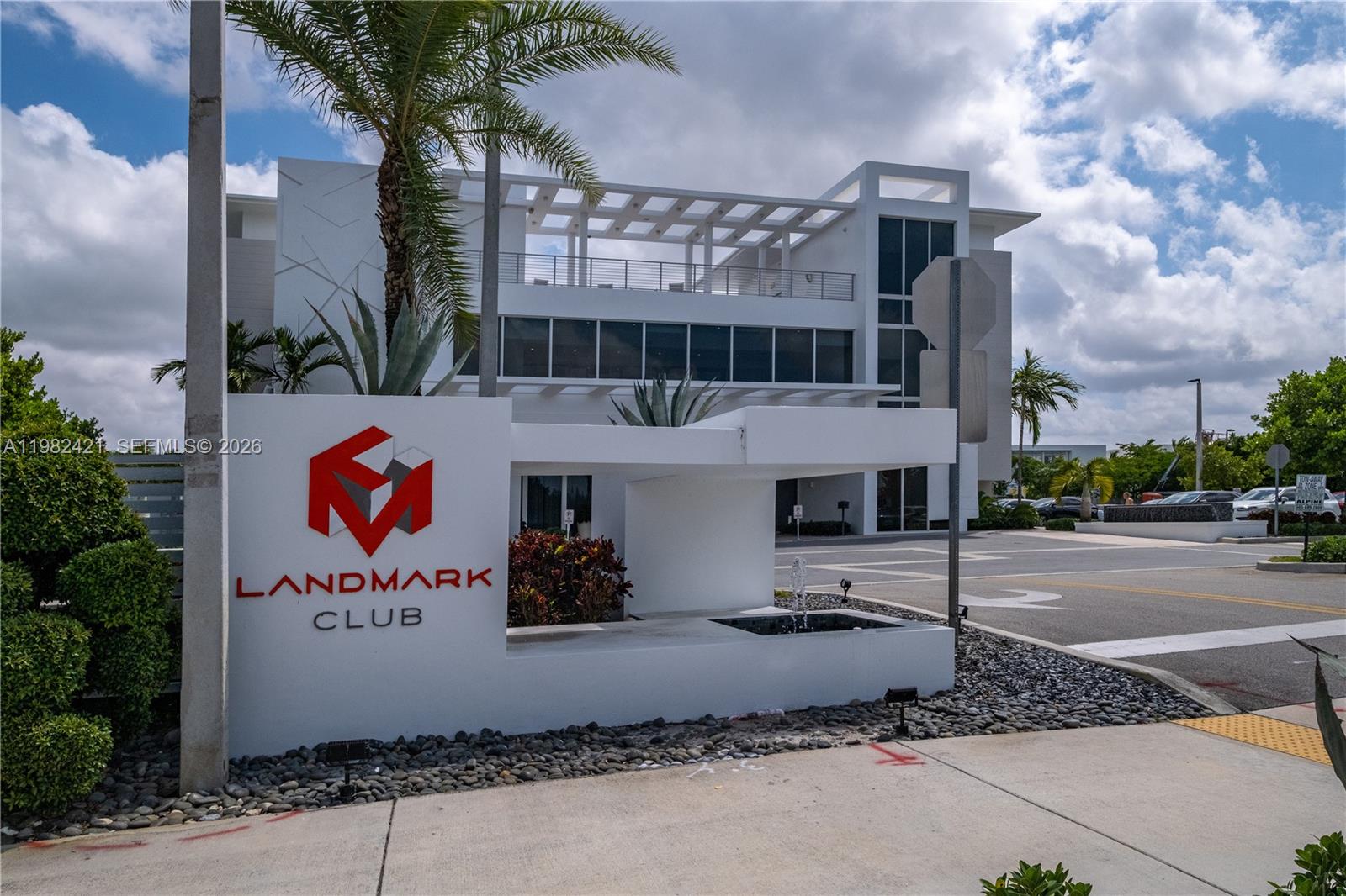 LANDMARK AT DORAL - Residential Lease