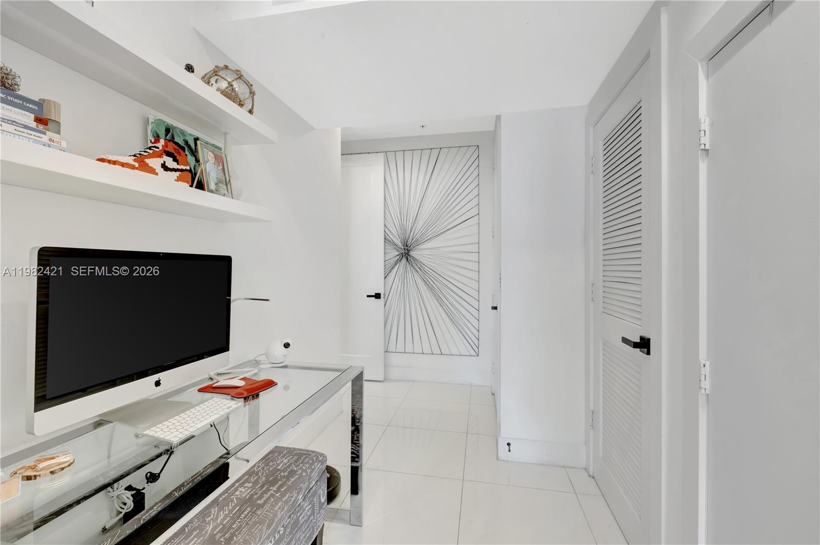 LANDMARK AT DORAL - Residential Lease