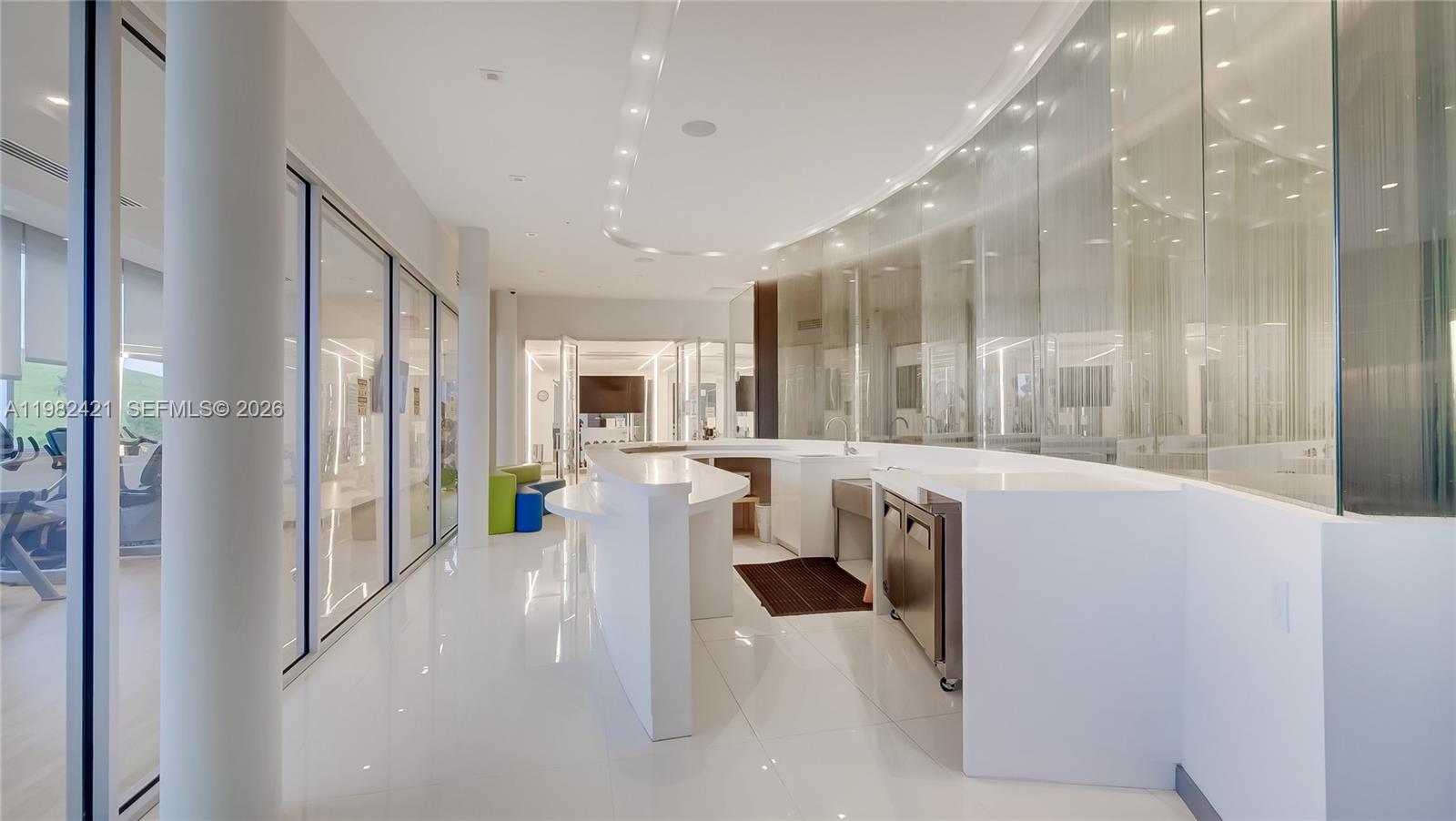 LANDMARK AT DORAL - Residential Lease