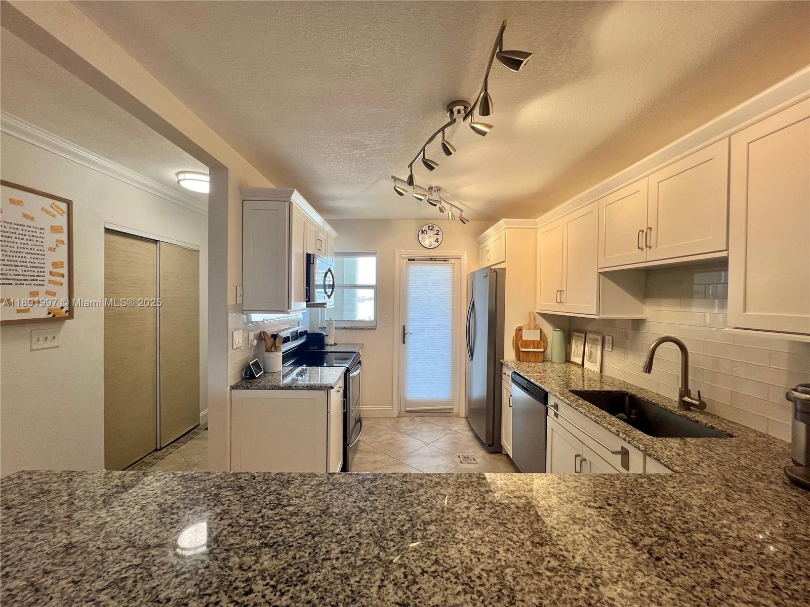 ADMIRALTY TOWERS CONDO - Residential Lease