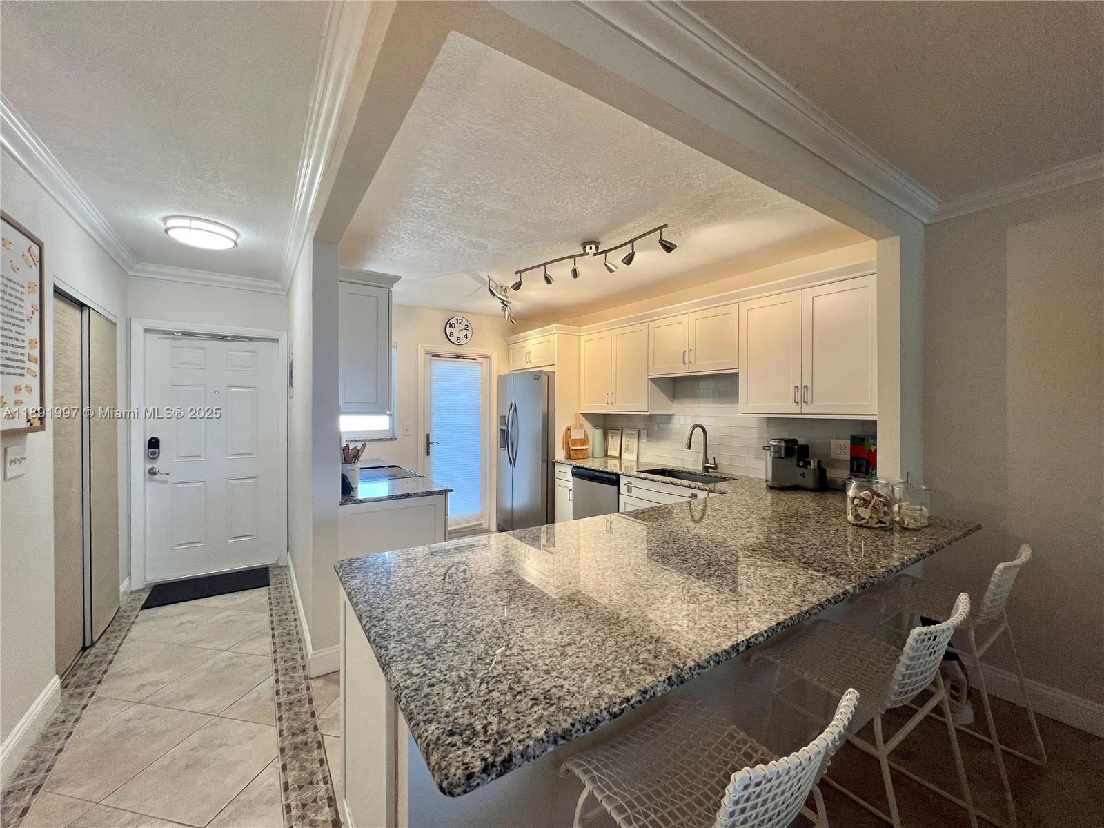 ADMIRALTY TOWERS CONDO - Residential Lease