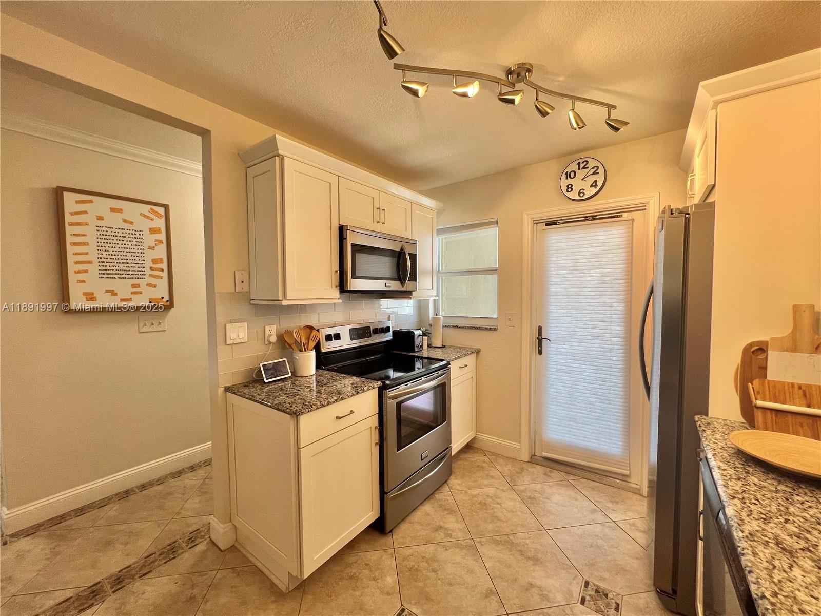 ADMIRALTY TOWERS CONDO - Residential Lease