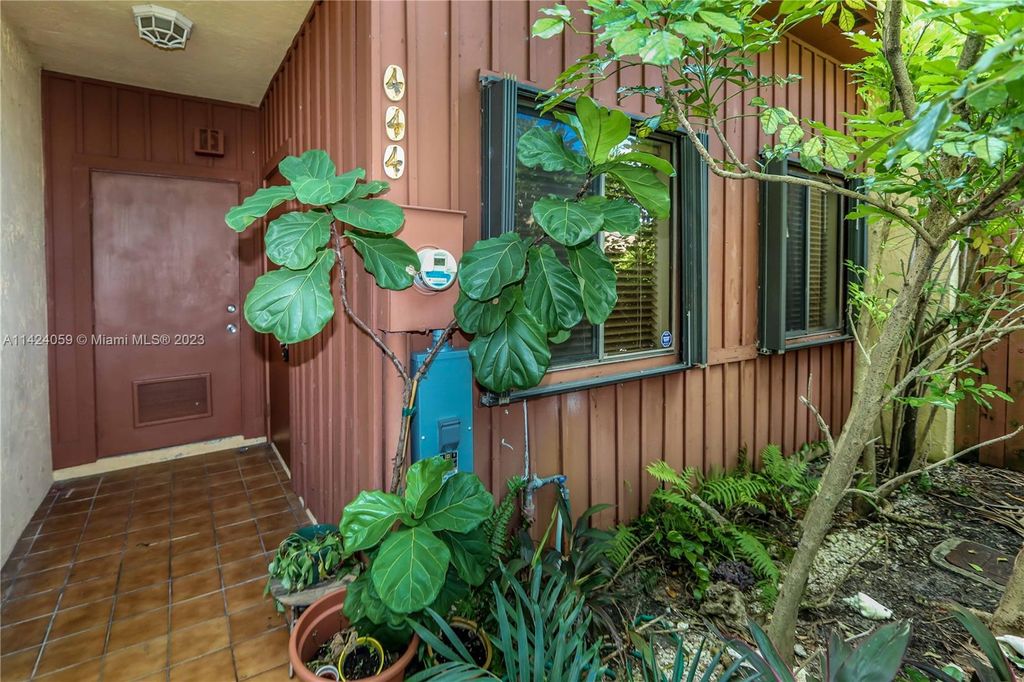 Photo of 444 SE 14th St #0, Dania Beach, FL 33004 (MLS # A11424059)