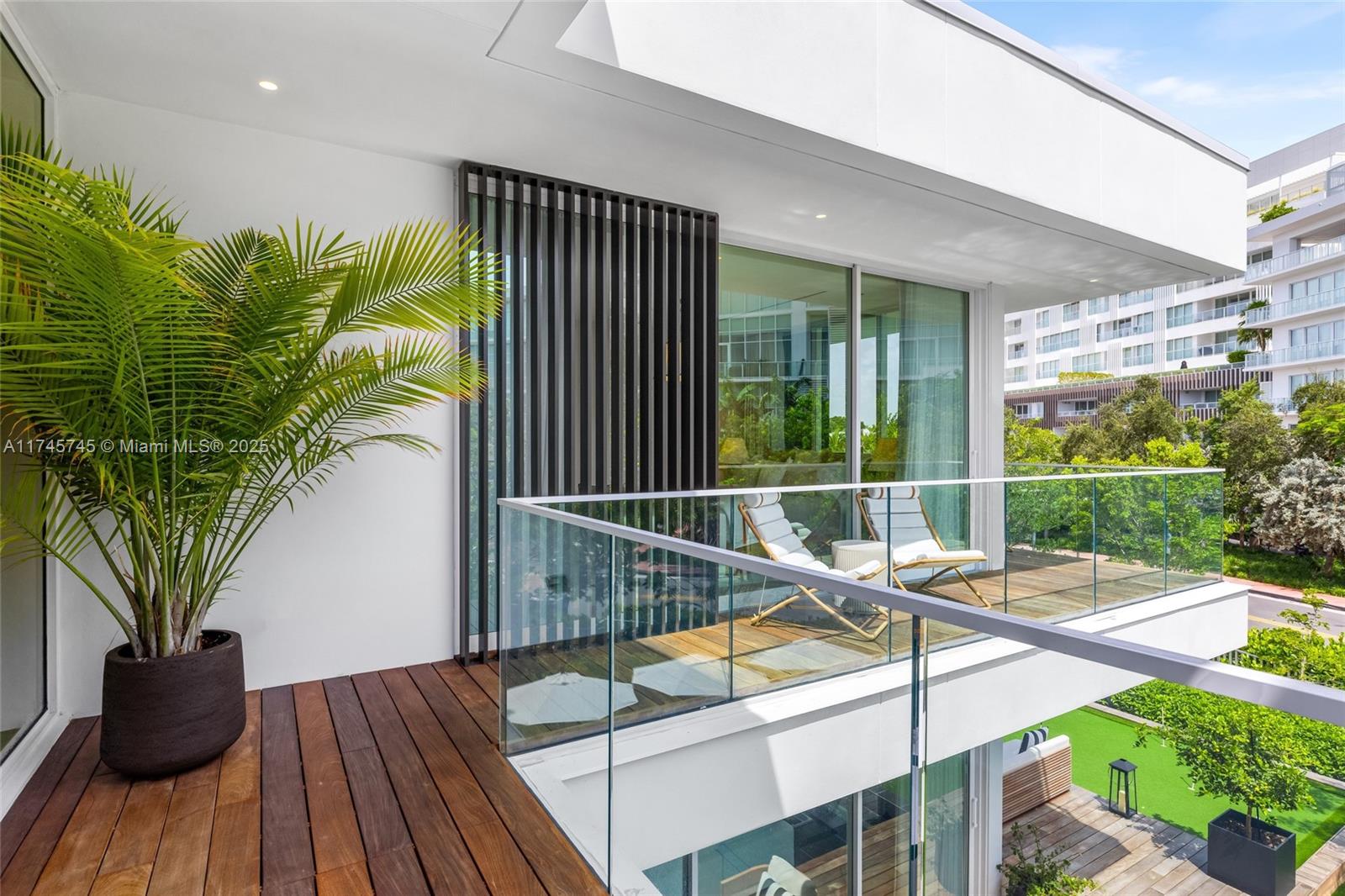 The Ritz Carlton Miami Bea - Residential