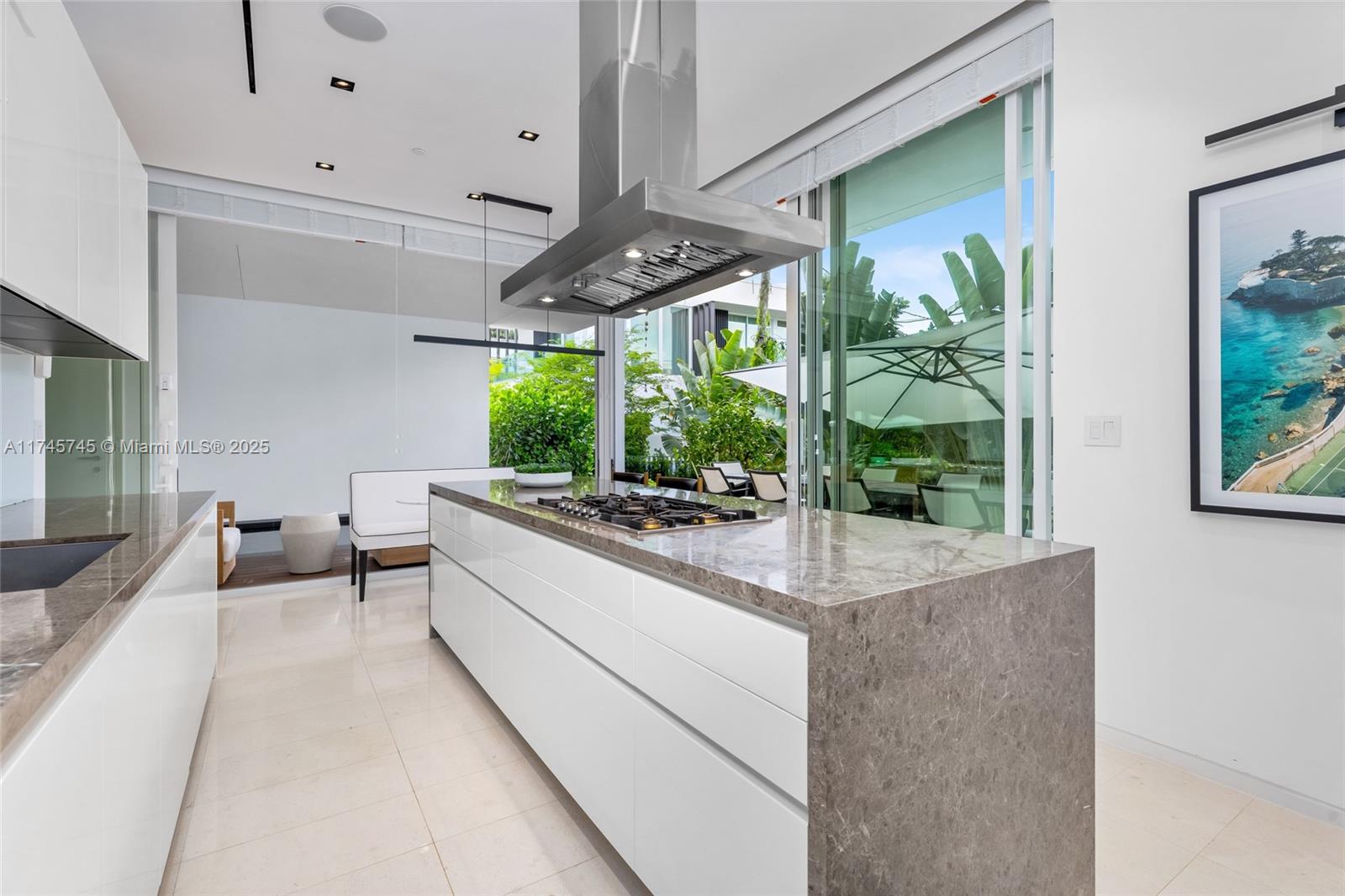 The Ritz Carlton Miami Bea - Residential
