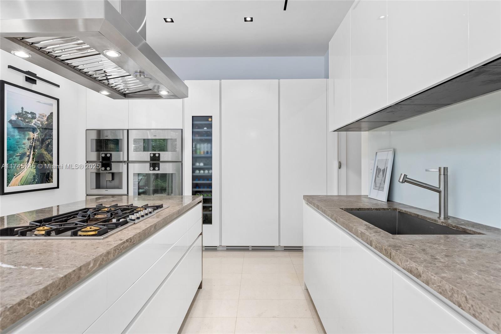 The Ritz Carlton Miami Bea - Residential