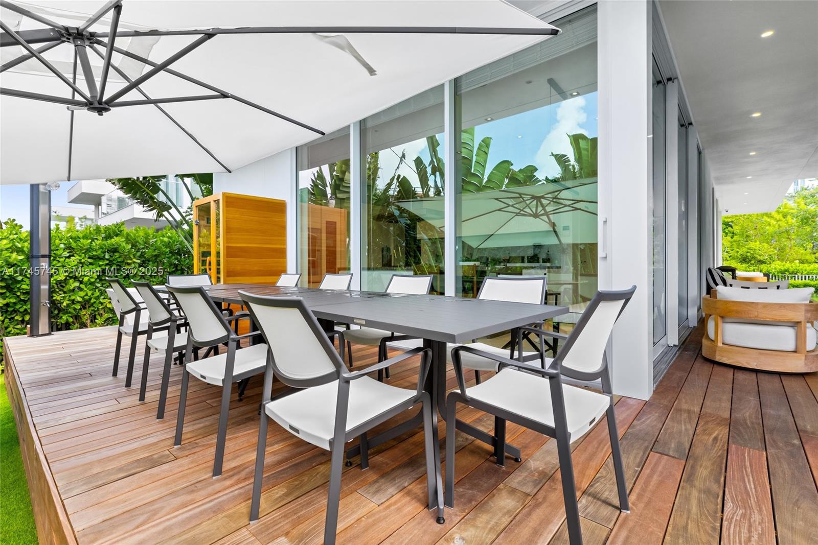 The Ritz Carlton Miami Bea - Residential