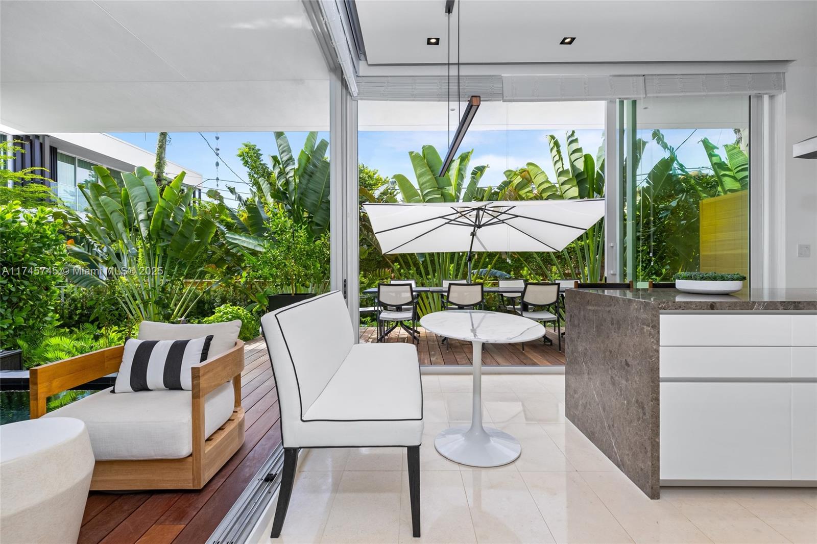 The Ritz Carlton Miami Bea - Residential