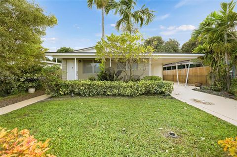 Photo of 766 E 36th St, Hialeah, FL 33013 (MLS # A11946195)