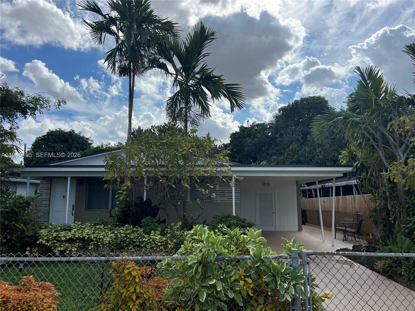 HIALEAH 14 ADDN - Residential