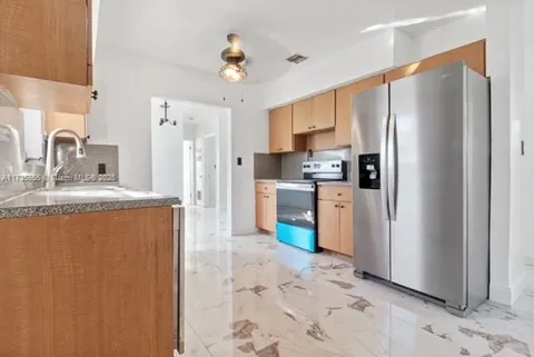 MLS: A11735856