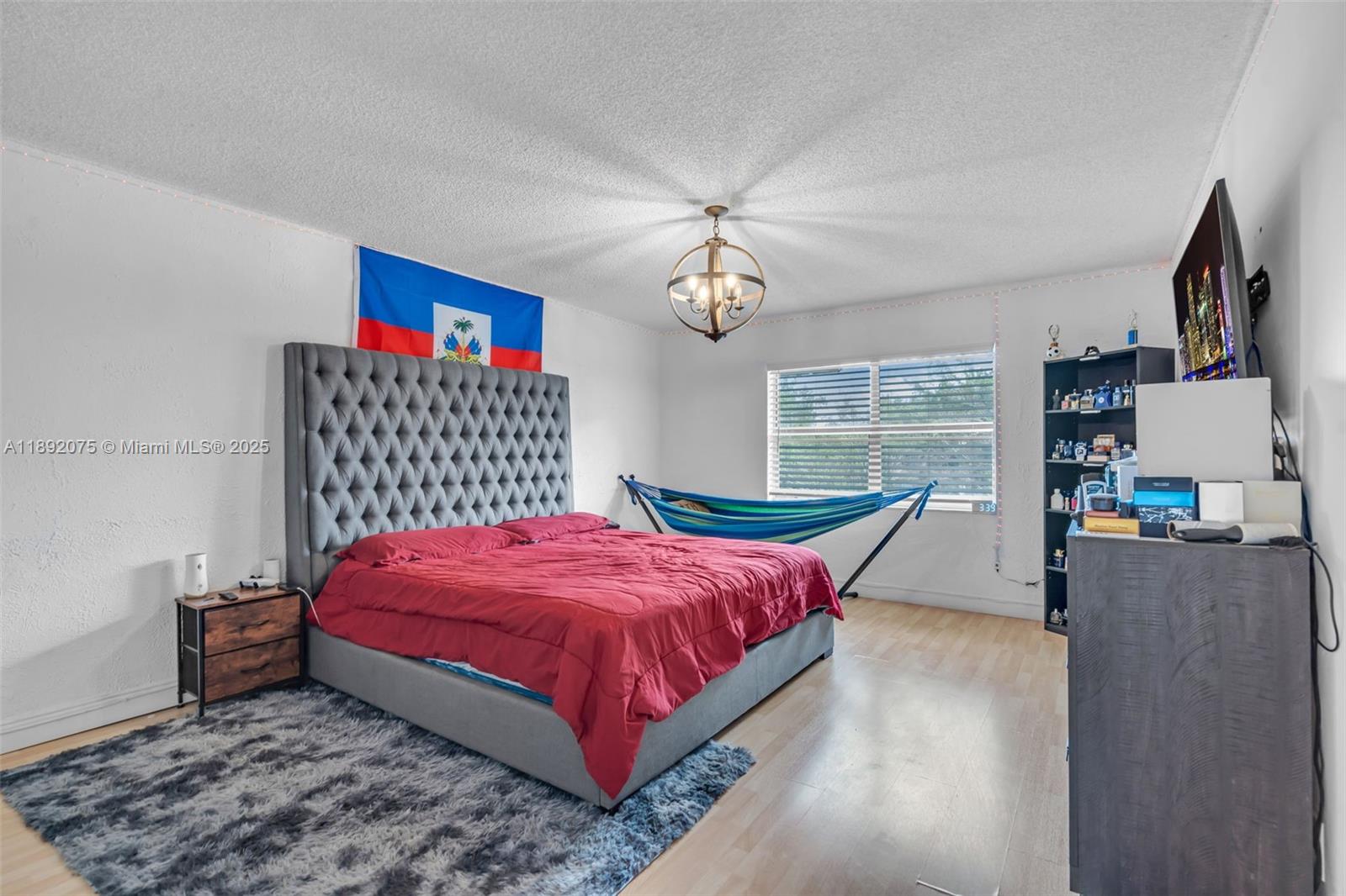 INVERRARY COUNTRY CLUB - Residential Lease